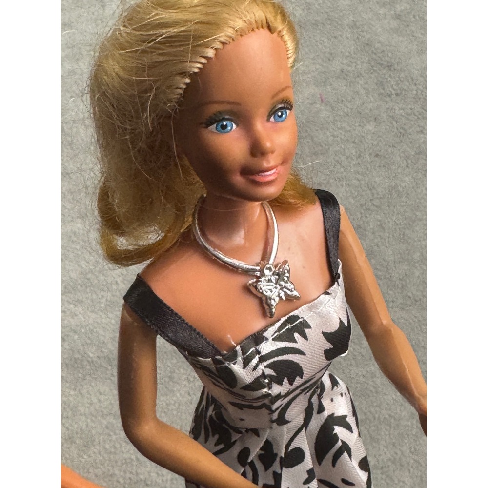 Vintage Mattel Barbie Doll 1966 Taiwan Superstar Face Blonde Blue Eyes Dress